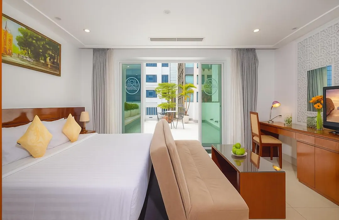 White Lotus Hotel Saigon-1